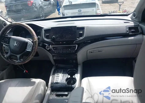 2019 Honda Pilot Touring из США, поврежденный, VIN 5FNYF6H63KB000365